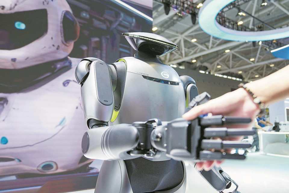 廣東“鏈”動(dòng)新質(zhì)未來(lái) 成立人工智能與機(jī)器人產(chǎn)業(yè)聯(lián)盟，賦能行業(yè)應(yīng)用系統(tǒng)集成服務(wù)